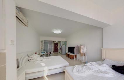 三亚金凤凰海景公寓1室1厅51平中楼层/共30层