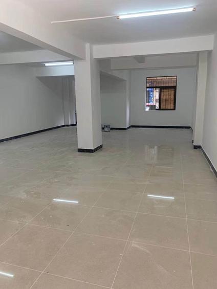 江门东城华侨新村3室1厅91平低楼层/共8层