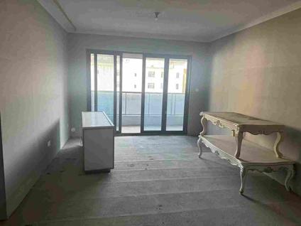 北京横店南江府3室2厅126平低楼层/共18层