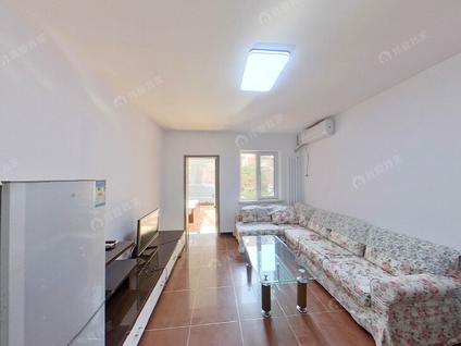 北京海特花园2室1厅74.8平低楼层/共7层