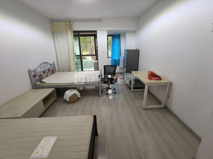 昆明万科金域缇香1室1厅36平低楼层/共34层