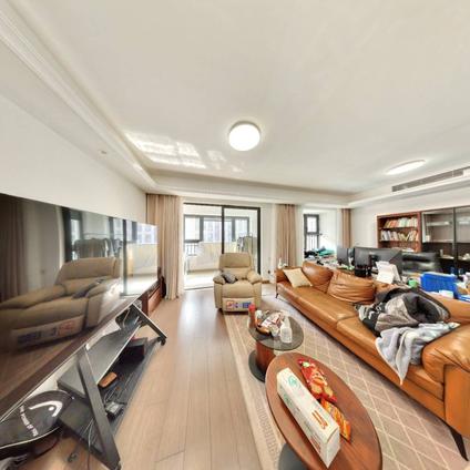 北京鲁能硅谷公馆3室2厅133.01平低楼层/共18层