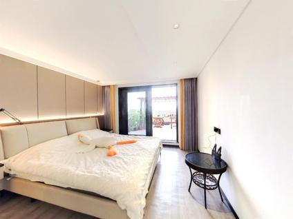 北京学府时代4室2厅240平高楼层/共7层