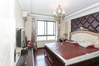 北京东方康德家园4室2厅99.5平高楼层/共6层