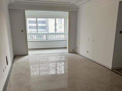 北京荣盛城(四期)3室2厅113.72平低楼层/共24层