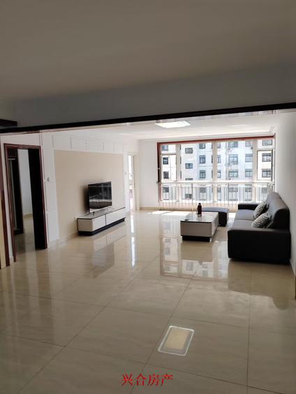 北京潍水蓝湾3室2厅168平低楼层/共17层