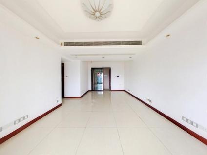 北京华发四季3室2厅127.15平中楼层/共32层