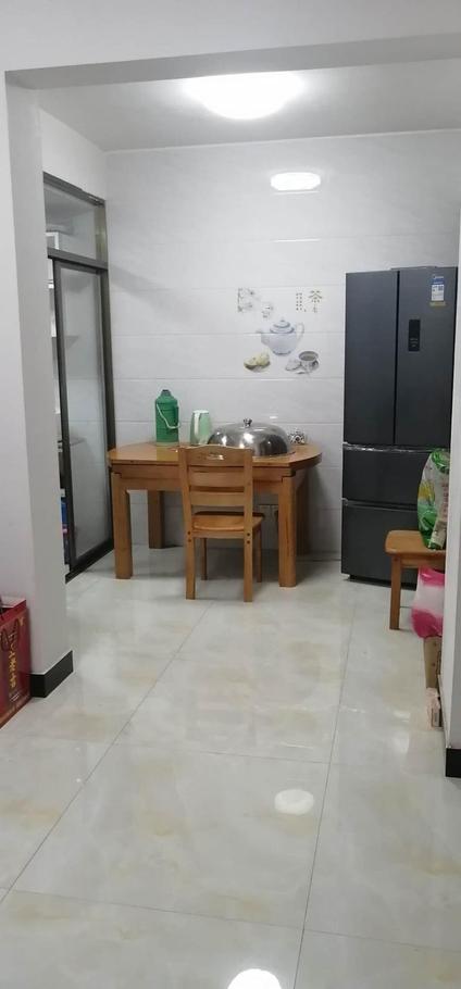 北京三江国际2室1厅76平低楼层/共16层