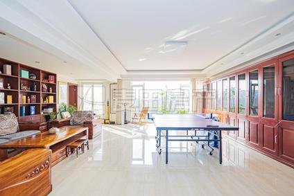 北京一瓶3室2厅265平中楼层/共11层