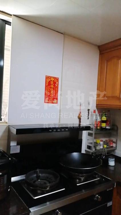 北京嘉福花园4室2厅147平中楼层/共18层