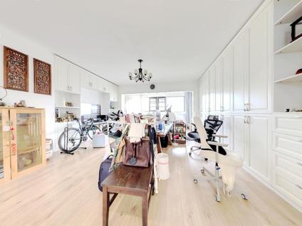 北京中洲阳光4室2厅204.5平中楼层/共26层