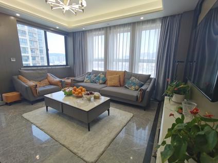 北京金水湾大厦3室2厅137平中楼层/共18层