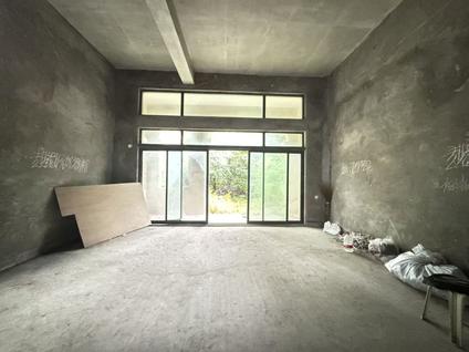 北京绿地翠谷(三期)4室0厅378.43平低楼层/共1层