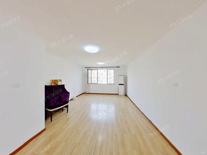 北京铁道部5号院3室2厅140.12平高楼层/共16层