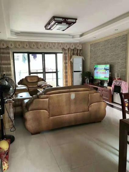 河源源江豪庭3室2厅118平低楼层/共20层