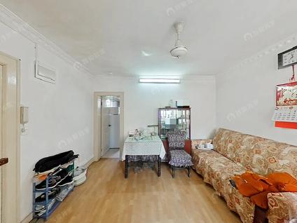 北京绿川公寓1室1厅62.44平中楼层/共6层