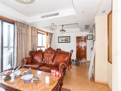 北京新城香溢澜庭4室2厅154.25平高楼层/共8层