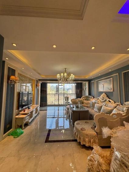 北京聚富花苑4室2厅121.2平中楼层/共8层