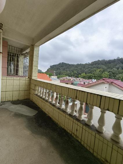 北京华苑花园4室3厅156平低楼层/共1层