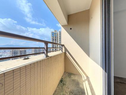 北京禹洲中央海岸(三期)3室2厅144.51平高楼层/共51层