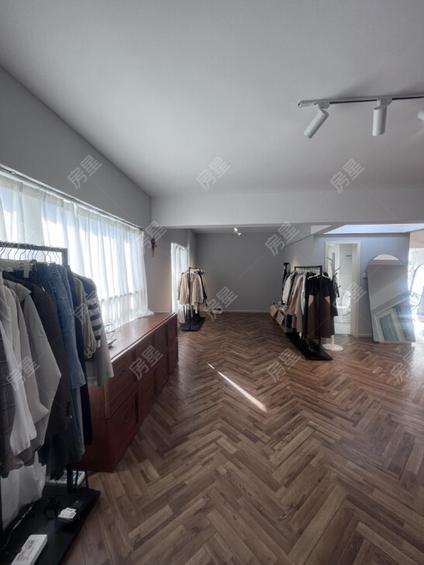 北京汇都国际3室2厅138平高楼层/共31层