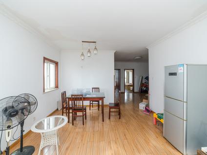 北京观墩花苑3室1厅130.96平中楼层/共9层