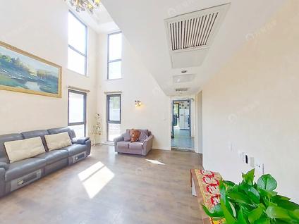 北京复地湾流汇6室3厅269.89平低楼层/共2层