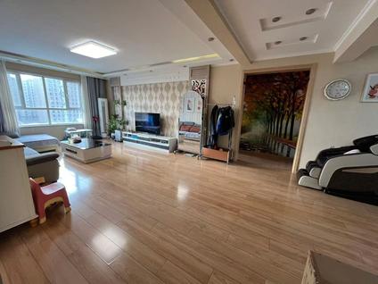 北京警盾小区3室2厅149.02平中楼层/共18层