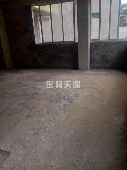 北京横街3室1厅90平中楼层/共5层
