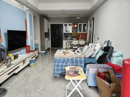 北京中迪广场3室2厅89平低楼层/共28层