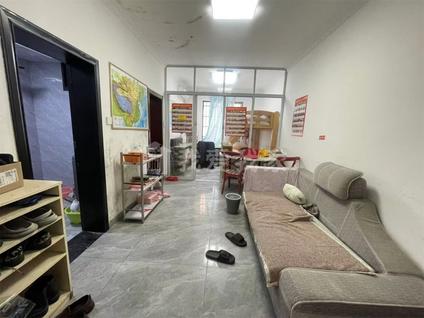 北京湾里新村(北区)2室2厅59平低楼层/共6层