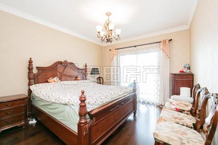 北京里外里公寓3室2厅152.6平高楼层/共9层