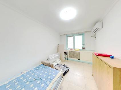 北京金湾花园2室1厅85.57平中楼层/共6层