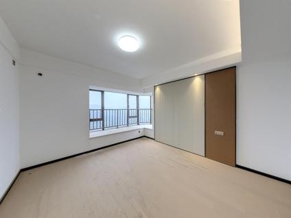 北京润和星城5室2厅143平高楼层/共34层