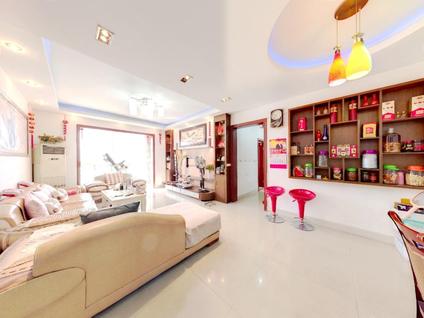 成都唯特郡3室2厅118.98平高楼层/共18层