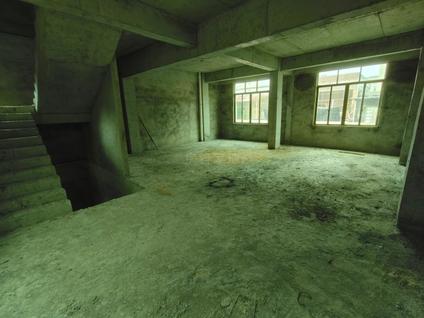北京源河鸿景5室3厅64平中楼层/共6层