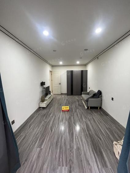 北京太钢118小区2室1厅54.22平低楼层/共6层