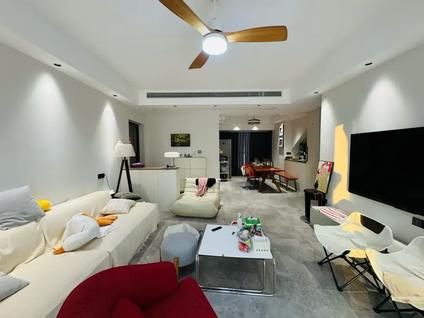 江门海逸华庭5室2厅217平高楼层/共26层