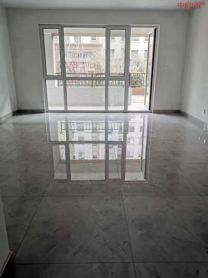 北京泰丰小镇4室2厅165平低楼层/共7层