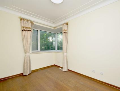 北京山水名园(二期)3室1厅130.52平低楼层/共15层