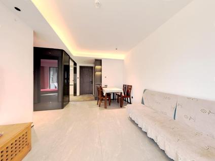 北京幸福金茂悦3室2厅95平低楼层/共27层