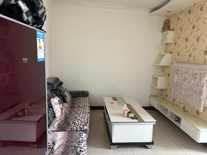 西宁永宁白金公寓1室1厅50平高楼层/共32层