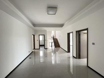 北京雍景新城(翔龙湾)5室3厅600.71平低楼层/共3层