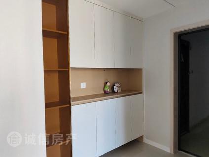 北京名宿华府(西区）2室2厅96.75平高楼层/共24层