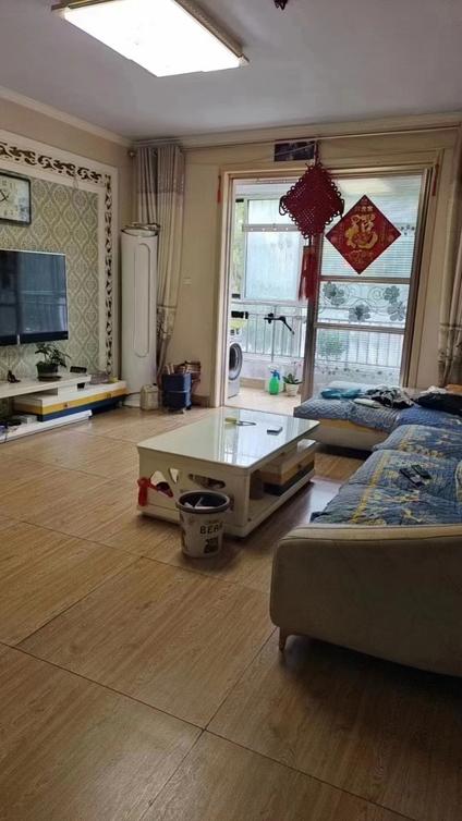 德州阳光水岸3室2厅123平低楼层/共6层