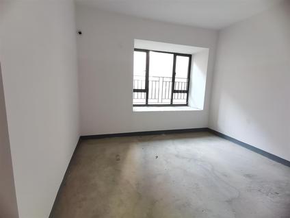 北京雅居乐花园新地5室2厅145平低楼层/共32层