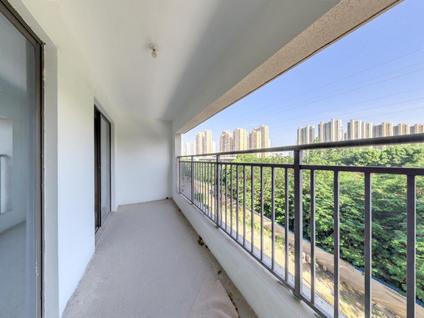 长沙阳光城尚东湾悦江府3室2厅103.74平低楼层/共45层