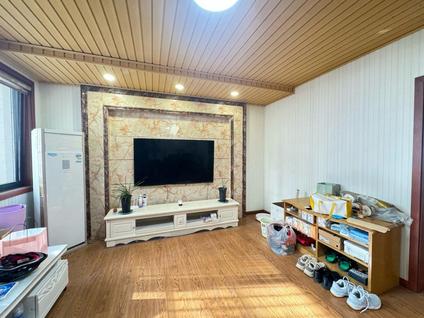 无锡嶂山碧院3室2厅124.56平低楼层/共18层