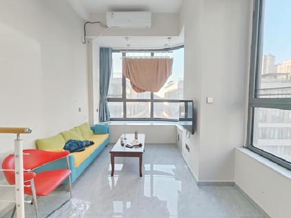 北京华润置地广场1室1厅49平低楼层/共33层