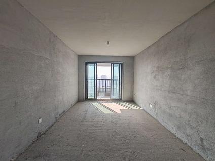 北京国投鹿上公馆3室2厅120平高楼层/共27层